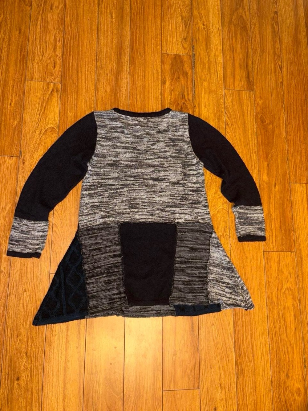 Y2K grunge patchwork sweater - Picture 3 of 4
